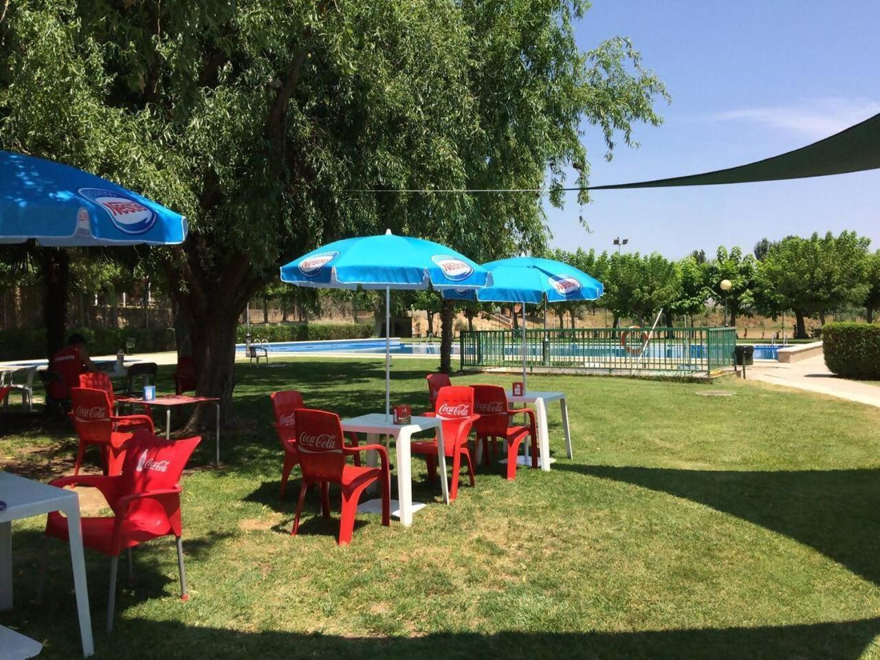 Penellas Casa Taller Penelles מראה חיצוני תמונה