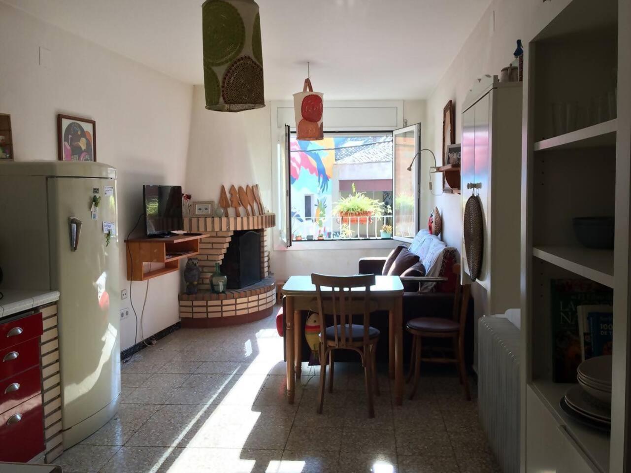Penellas Casa Taller Penelles מראה חיצוני תמונה