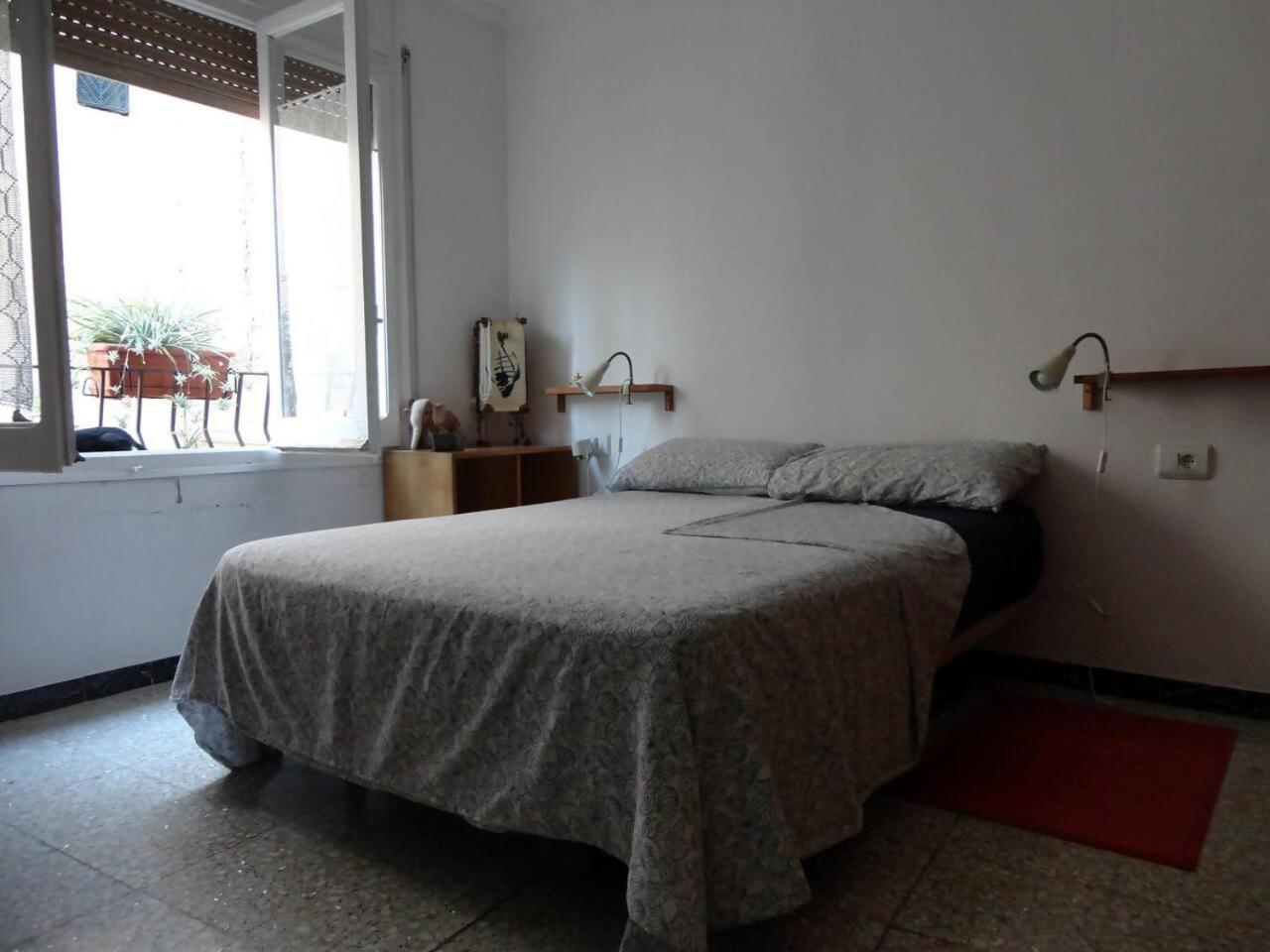 Penellas Casa Taller Penelles מראה חיצוני תמונה